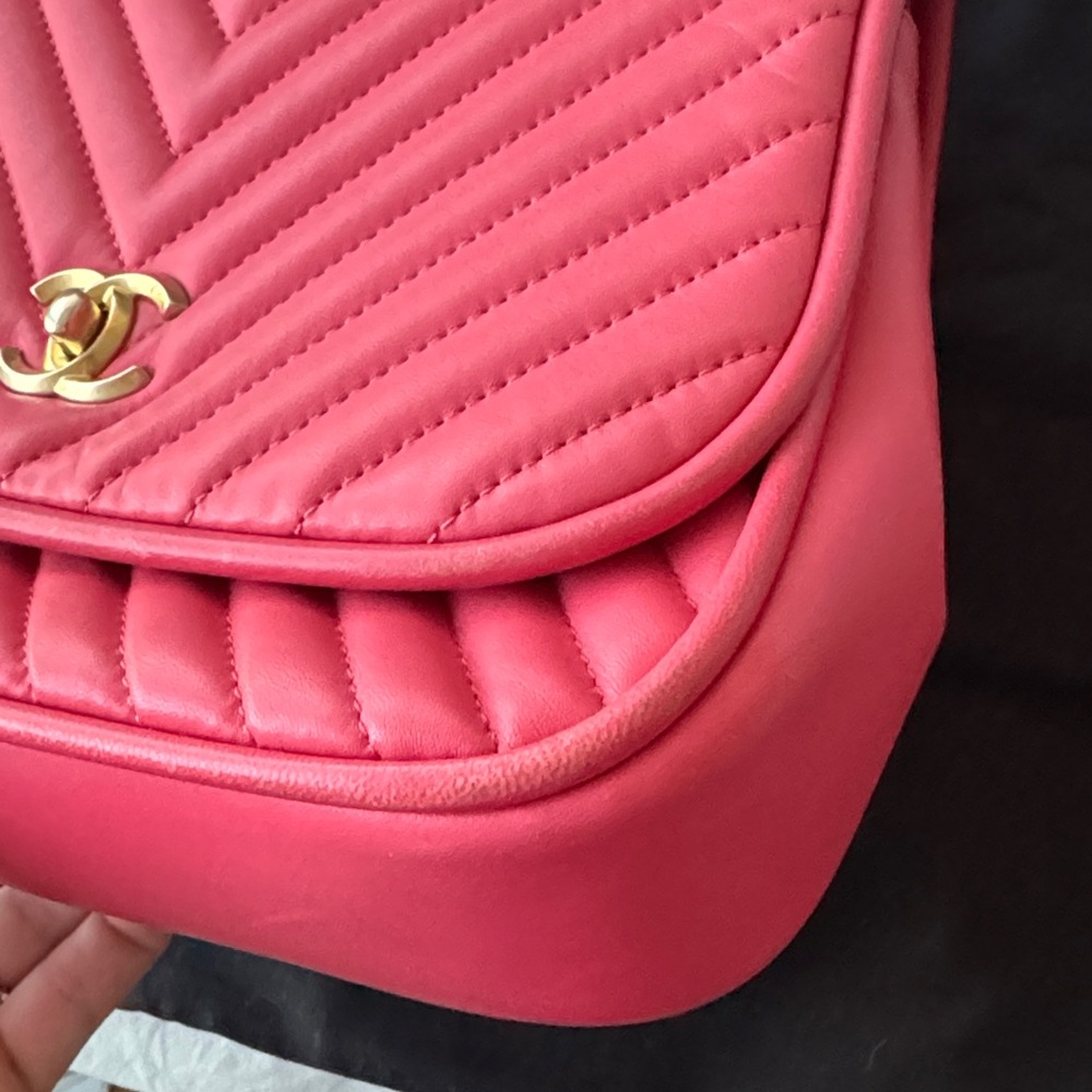 CHANEL Lambskin Chevron Crossbody Bag - Picture 9 of 13